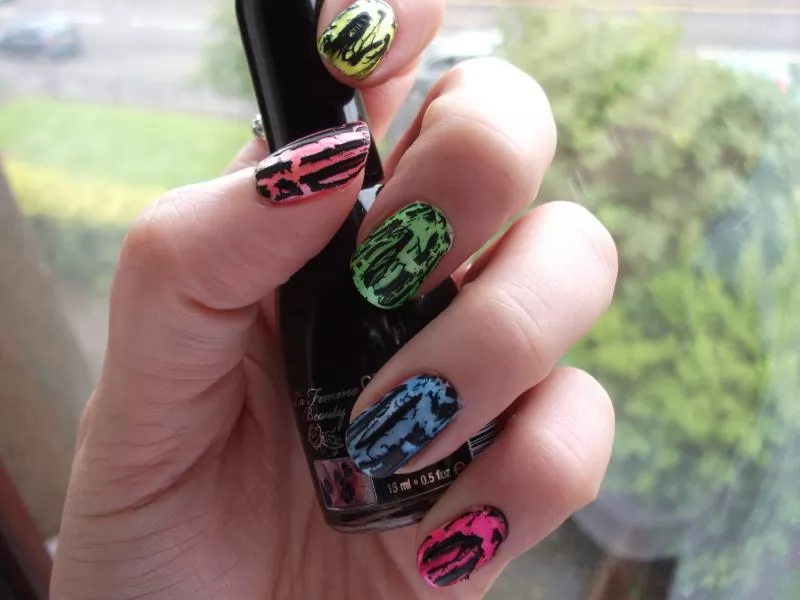 Oja cu efect de crapare La Femme Crackle Effect Nailpolish